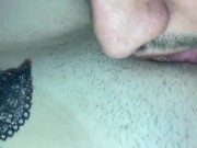 Je lui lèche la chatte orgasme mouillé teen 3/16