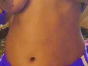 කෙල්ල කුස්සියෙ කුක්කු එලියෙ දාගෙන හැමෝටම පේන්න Flashing Boobs tits Sri Lanka 16/16