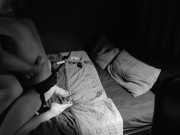 Моя страпонит меня, а затем погружает в меня свою руку 8/16