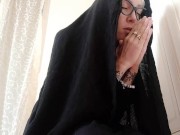 a very devoted nun to the penis 1/16