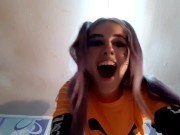 Решила подготовиться к Хеллоуину,но подготовку прервал неожиданный секс 3/16