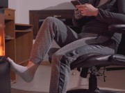 Mummy wants to masturbate with the new toy 1/16