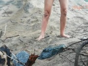 Public peeing teen girl on the beach 13/16