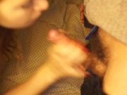 Grosse Ejac dans sa petite bouche 10/16