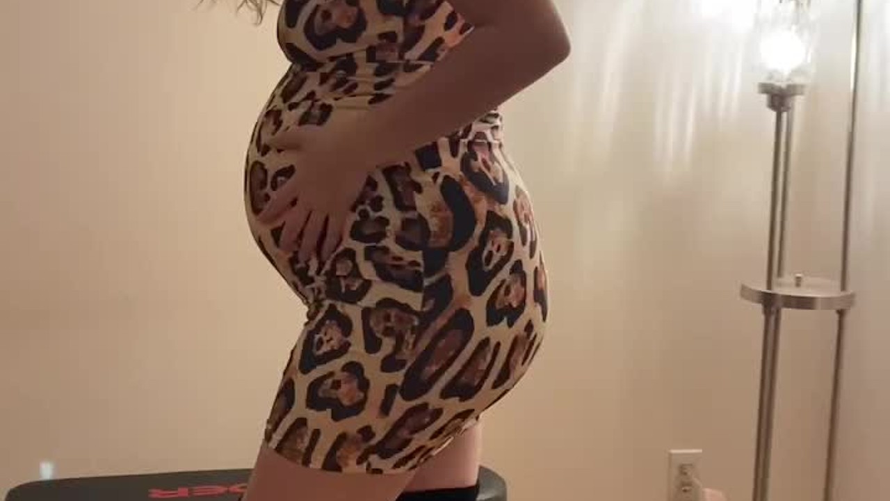 Sexy Preggo Hotties - Pregnant hottie goes into labor (role play) - RedTube