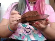 No Reyna donde te sentaste?? D:  4/16