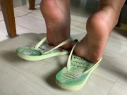 PREVIEW Kiffa home office in pajamas footstool FOOT WORSHIP FOOT DOMINATION HAVAIANAS FLIP FLOPS 3/16
