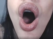Close up POV Cum on my pretty lips 8/16