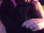 Una vampira di masturba con 2 vibratori e si fa scopare da me 1/16