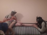 Покорные рабыни лижут ножки и киску. За раз кончила дважды, но мне этого мало - IkaSmokS 1/16