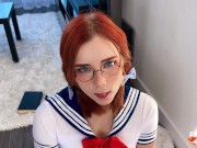 Похотливая Школьница в Костюме Сейлор Мун Страстно Сосет Хуй до Окончания на Лицо 2/16