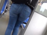 Meine Freundin macht ihren ersten Spermawalk mitten im Zug 15/16