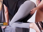 Vuole fare pipi ma prima deve succhiare il cazzo! (DIALOGHI ITALIANO) sborrata finale sui piedi 13/16