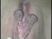 Mi novia muestra su conchita mojada 5/16