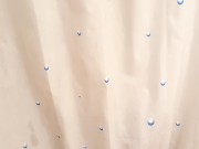 Espío a mi hermanastra en la ducha ,y acabamos follando duro en la cama 1/16