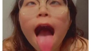 Ambiiyah having fun on Snapchat - RedTube
