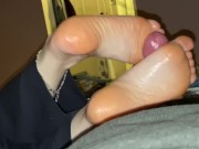 Silkyrose gets pre cum on her heel footjob 