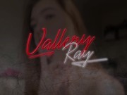 КОНЧИЛ НА ТРУСИКИ МЛАДШЕЙ СВОДНОЙ СЕСТРЕ ПОКА РОДИТЕЛЕЙ НЕТ ДОМА 1/16