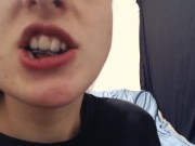 Chewing asmr with nice juicy grapes 14/16