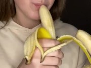 Double banana blow job. Sucking and drooling 14/16
