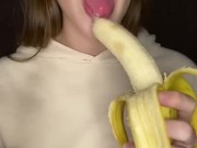 Double banana blow job. Sucking and drooling 2/16