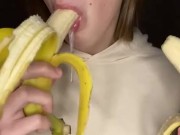 Double banana blow job. Sucking and drooling 5/16