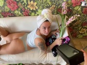Horny Bitch With Big Tits Sucks On A New Phone 2/16