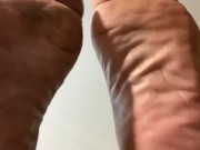 Feet soles wrinkles ebony toes 5/16