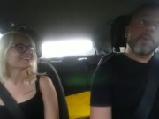 In Auto Mi Mette i Piedi In Faccia e Ride. Foot Domination Blonde Teen Femdom Dialoghi Italiano 4/16