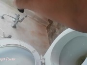 FIRST TIME HOLDING HIS DICK WHILE HE PEEING 6/16