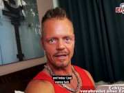 Alte deutsche dünne Frau abgeschleppt über Dating Seite und Ohne gummi gefickt 1/16