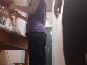 Горячо трахала свою девушку в гостях на кухне, пока кто-то не заметил наше отсутствие... - IkaSmokS 1/16