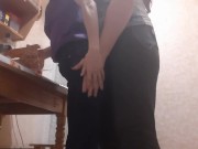 Горячо трахала свою девушку в гостях на кухне, пока кто-то не заметил наше отсутствие... - IkaSmokS 2/16