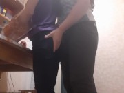 Горячо трахала свою девушку в гостях на кухне, пока кто-то не заметил наше отсутствие... - IkaSmokS 3/16