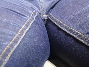 ⭐ Girl totally pisses her blue jeans in public! couldnt hold it! 16/16