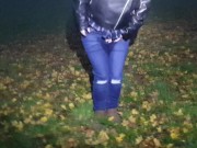 ⭐ Girl totally pisses her blue jeans in public! couldnt hold it! 2/16