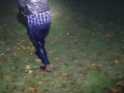 ⭐ Girl totally pisses her blue jeans in public! couldnt hold it! 7/16