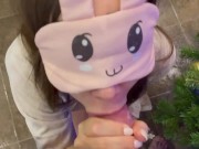 Sweet homemade blowjob near new year tree and slowmotion cumming 10/16