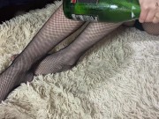 The baby made a gift with her mouth, took it deep down her throat in sex pantyhose (with conversatio 1/16