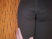 Обкончал киску красотки с идеальной попкой! 1/16