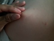 Acaricio las tetas y panocha de prostituta se viene con mis dedos dentro y escurren 3/16