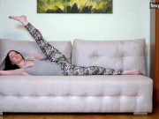 Torpe Baba does bridges and acrobatics 2/16