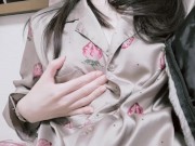 撮影しながら自分のおっぱいに興奮しちゃう女子大生 3/16