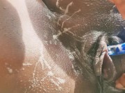 Pregnant wife shaving her pussy 15/16