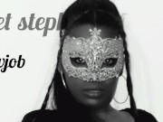 j'essai de gober les couilles de mon copain pendant la fellation 1/16