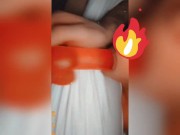 Je me fait goder la bouche et baiser en même temps