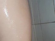 olhando ela no banho, não resistimos e fodemos gostoso 8/16