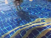 Wide SPREAD JUICY PUSSY at Public Pool 14/16