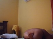 Hijastro cogiendo bien rico a su madrastra como su perra 1/16