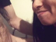 Быстро трахнула друга семьи перед тем, как пойти спать к мужу. 16/16